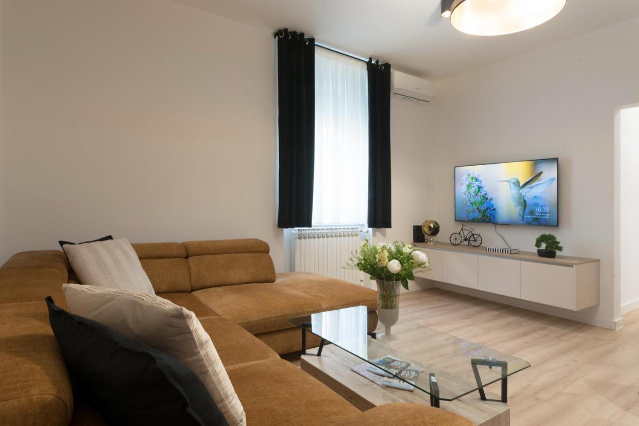 Apartment Palazzo, Zagreb Town Centre Ngoại thất bức ảnh